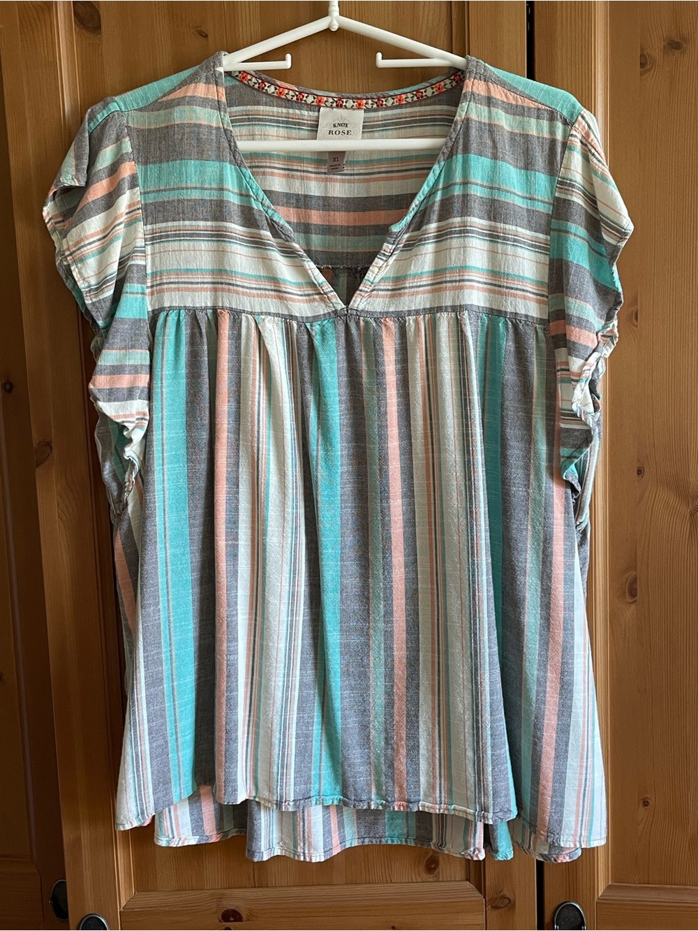 Knox Rose Striped V-Neck Flutter Sleeve Top in Mint, Peach & Gray